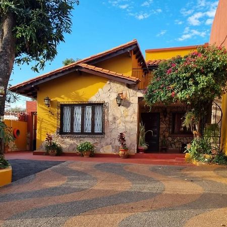 Mi Lugar Vintage Hostal - Calor De Hogar! Asuncion Ngoại thất bức ảnh