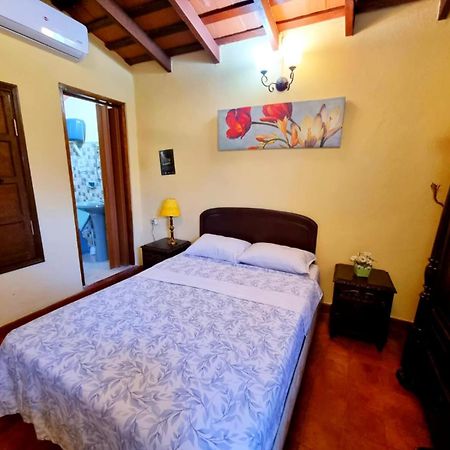 Mi Lugar Vintage Hostal - Calor De Hogar! Asuncion Ngoại thất bức ảnh