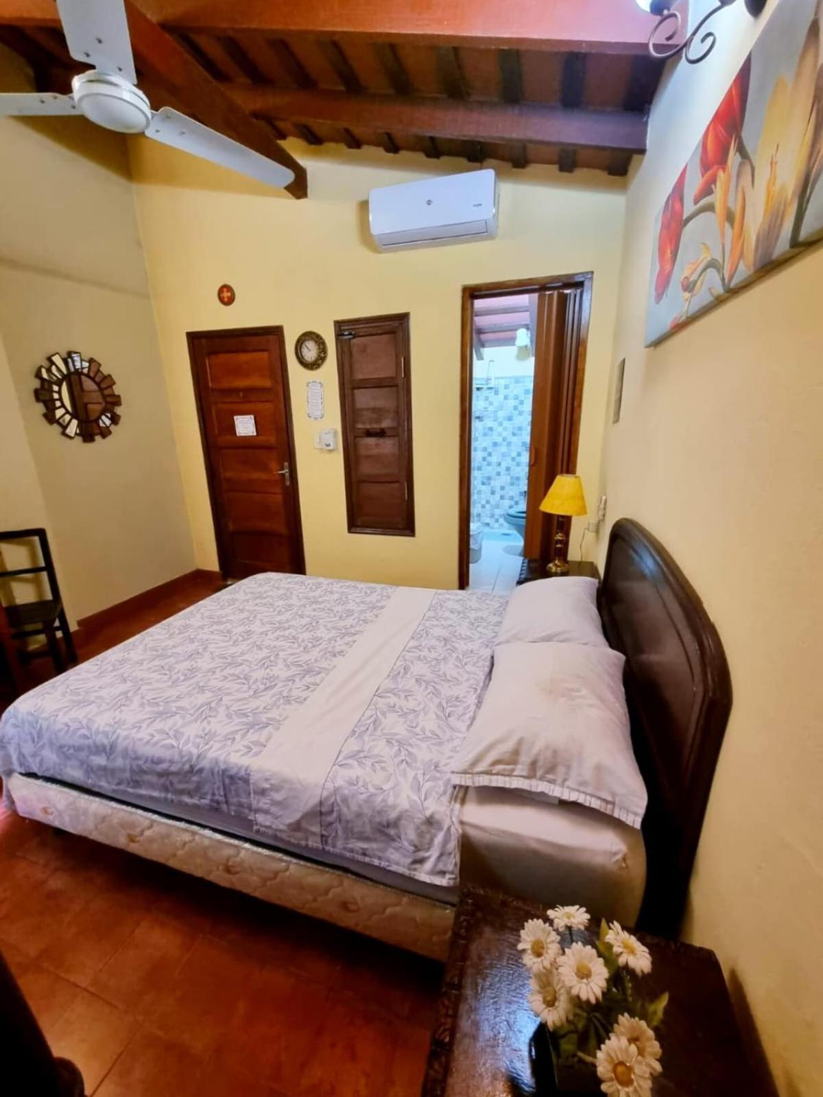 Mi Lugar Vintage Hostal - Calor De Hogar! Asuncion Ngoại thất bức ảnh